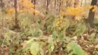 Fremder erwischt und fickt mich im Wald Hoe 2