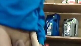 Russian MILF Amateur Blowjob at Work