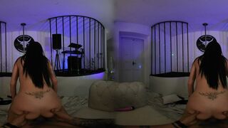 Priscilla Salerno VR Disco Hardcore Blowjob
