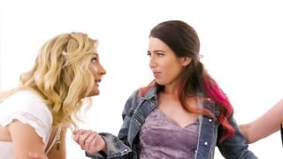 Brunette MILF Kendra James Threesome With Serena Blair And Mona Wales