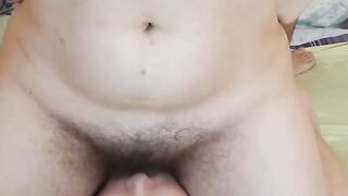Hairy Amateur Facesitting