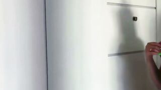 Abigail Mac Seduces the Courier with Her Juicy Booty