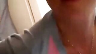 Blonder Blowjob im Flugzeug - Französisch-Deutsche Amateur-Gesichtsbehandlu