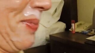 Amateur Homemade Handjob Leads to Facial for Blonde Girl
