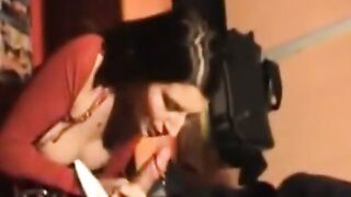 Pipe en public - une brunette française amateur Hoe 2