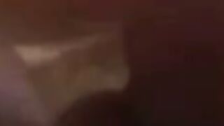 Enge deutsche Muschi lässt ihn in einer Minute abspritzen