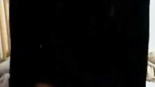 Singaporean Amateur Masturbates on Cam Hoe 3