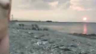 Japanese Amateur Wife's Public Anal Adventure at the Beach