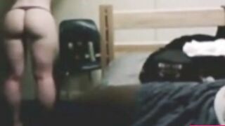 Webcam Amateur White Girl Sucks BBC