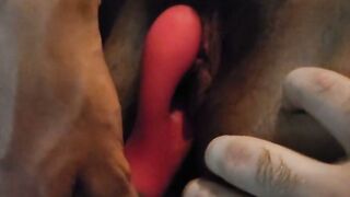 Sexy MILF Dildo Masturbation in Hot Tub