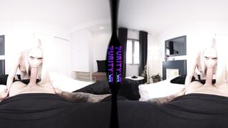 PURITYVR Anal addict with Vivian