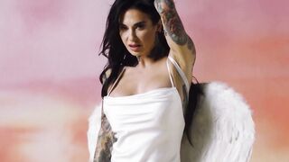 Tattooed Curvy MILF Joanna Angel Strips to Show Off Massive Boobs