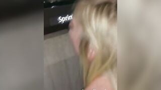 Sexy Amateur MILF Mom Enjoys a Public Outdoor Blowjob