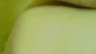 Amateur Webcam Fisting with Gaping Pussy and Can Insertion