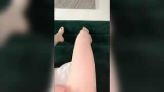 Bae women with Cutie foot masturbating