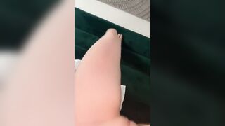 Bae women with Cutie foot masturbating
