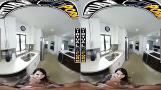 VIRTUAL PORN - Freaky Maid Valerica Steele Cleaning Dishes While Getting Crazy