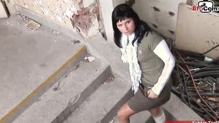 AMAZINGLY HOT DARK HAIRED 19 YEAR OLD LOVES OUTDOORS ANAL 3 WAY MMF