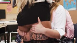 Tattooed Teacher Kali Roses Sucks Blonde Student Zoey Uso in Classroom