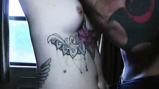 Tattooed BBW MILF Deepthroats Cock on Bed