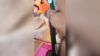 Novinha de 18 yo Anos Vazada na Siririca Gozando