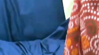 Amateur Aunt Bares Ass On Naughty Video Call