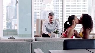 Alexis Tae & Scarlit Scandal 3way Fuckfest in Luxury Car