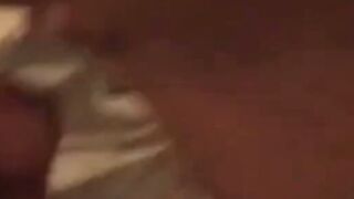 Enge deutsche Muschi lässt ihn in einer Minute abspritzen
