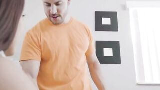 The bro arranges a good porn with his GF inside the kitchen and into the bedr 8