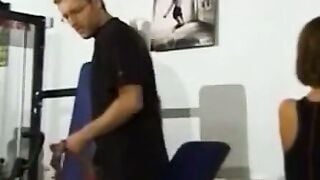 Svensk Trekant Anal på Gymmet Hoe 4