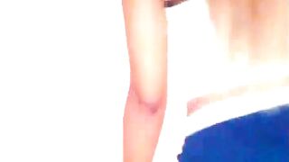 Big Ass Black Girl Twerking in Tight Shorts Webcam Tease