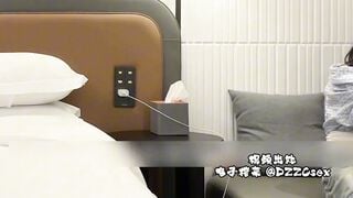 Asian Amateur Creampie Doggystyle & Blowjob in Homemade Bedroom Sex