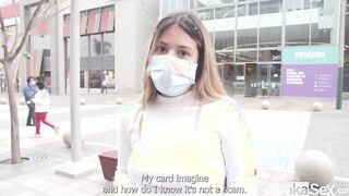 This is how you screwed a Venezuelan pollster into Lima's shopping malls.