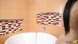 OLD4K. Morning shower makes dark haired hungry for boyfriends older weenie