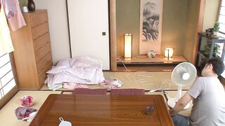 https://bit.ly/2ZiIyiK　I was so excited when I saw my sister's body wandering around the house without worrying about it at all ... I couldn't stand it and had vaginal cum shot sex![Part 1]