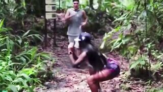 Muscular Dude Gets Deep Throat Fellatio From Dark Haired Woman In Jungle