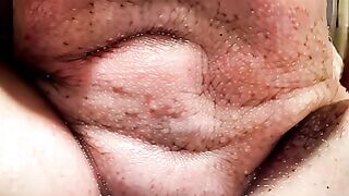 Mature Webcam Girl Talks Dirty About Her Porn Habits