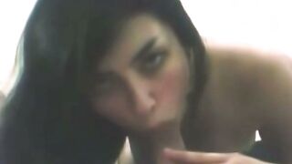 19 yo Hispanic Lida Zambrano Deepthroats Dick on Bed