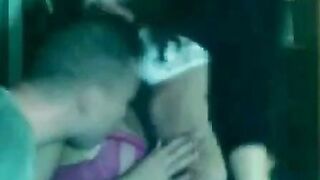 Dos Mas Una - Threesome en Webcam para Amateurs