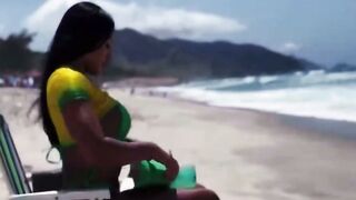 Amateur Beach women Blows Stranger's Big bbcs Dick And Swallows Cum