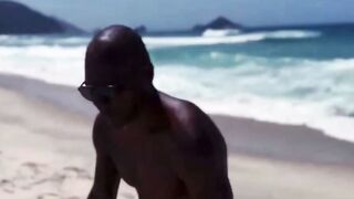 Amateur Beach women Blows Stranger's Big bbcs Dick And Swallows Cum