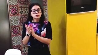 Glasses Wearing milf Deepthroats Dick inside Apartment