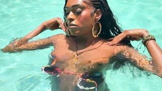 TGIRLS XXX Dark-Skinned Trans Woman with Tattoos Gives Handjob While Recording Solo S