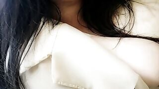 Indonesian MILF Squirts on Webcam with Big Boobs and Ass Play