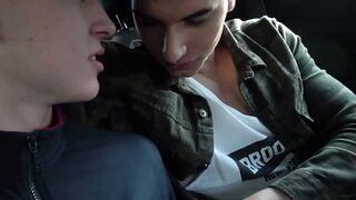 Two Muscular Teen Guys Hot Blowjob Action In Car