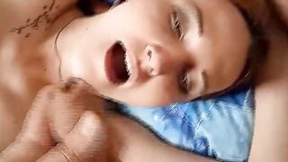 Neighbors chick Blows Penis And Gets Nailed On Bed