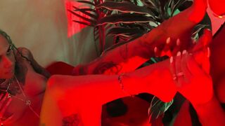 LABELLADX - Red passions with WetKittyCity