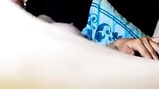 Big Tits MILF Pussy Play on Webcam