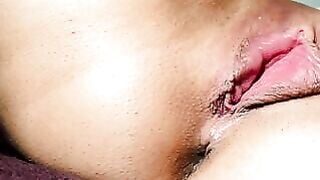 Extreme Close-Up Wet Pussy Solo Orgasm POV