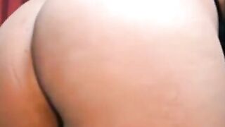 Curvy Indian MILF Squeezes Tight Ass With Finger